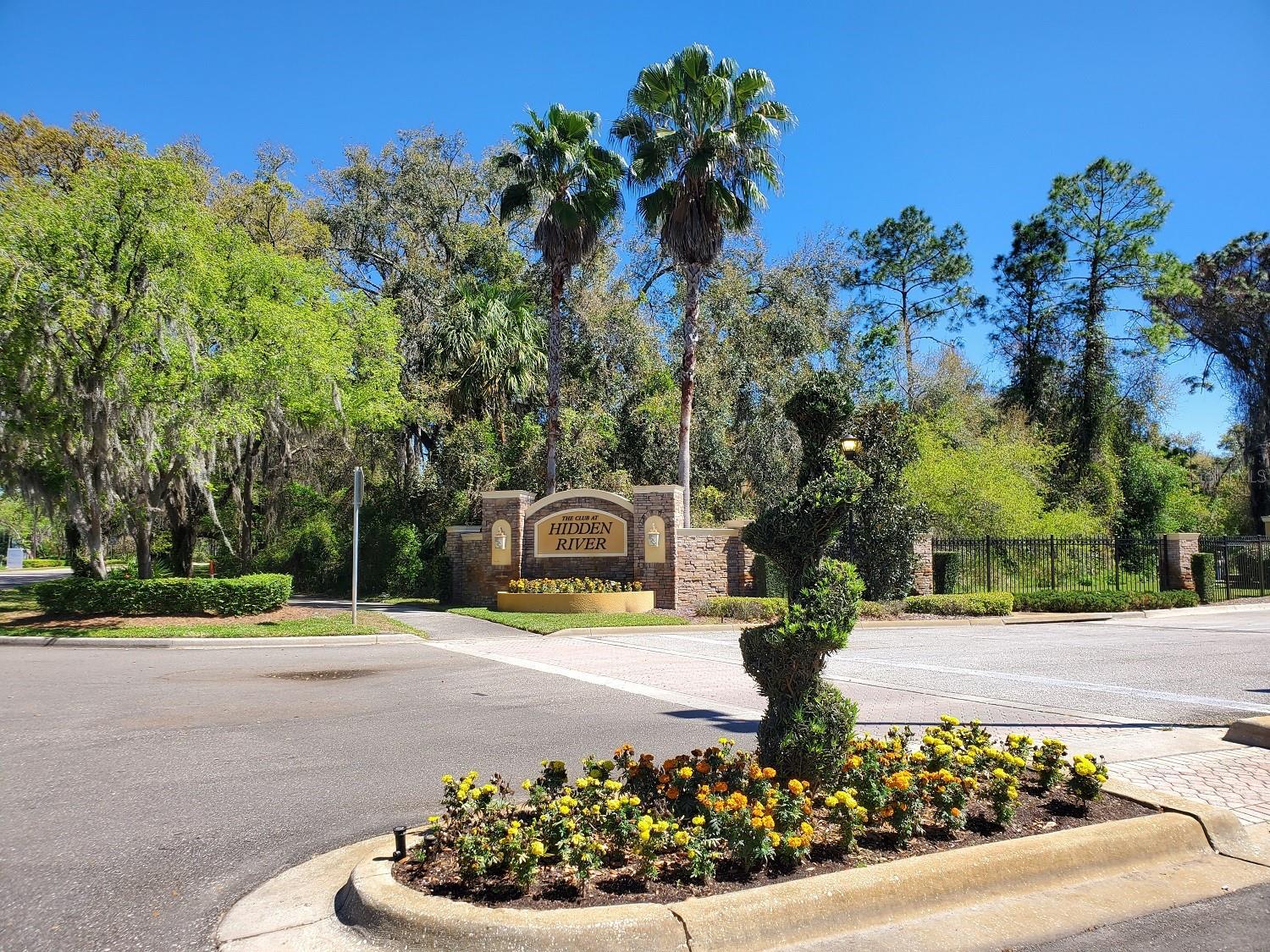 8342 PINE RIVER RD, TAMPA, FL, 33637