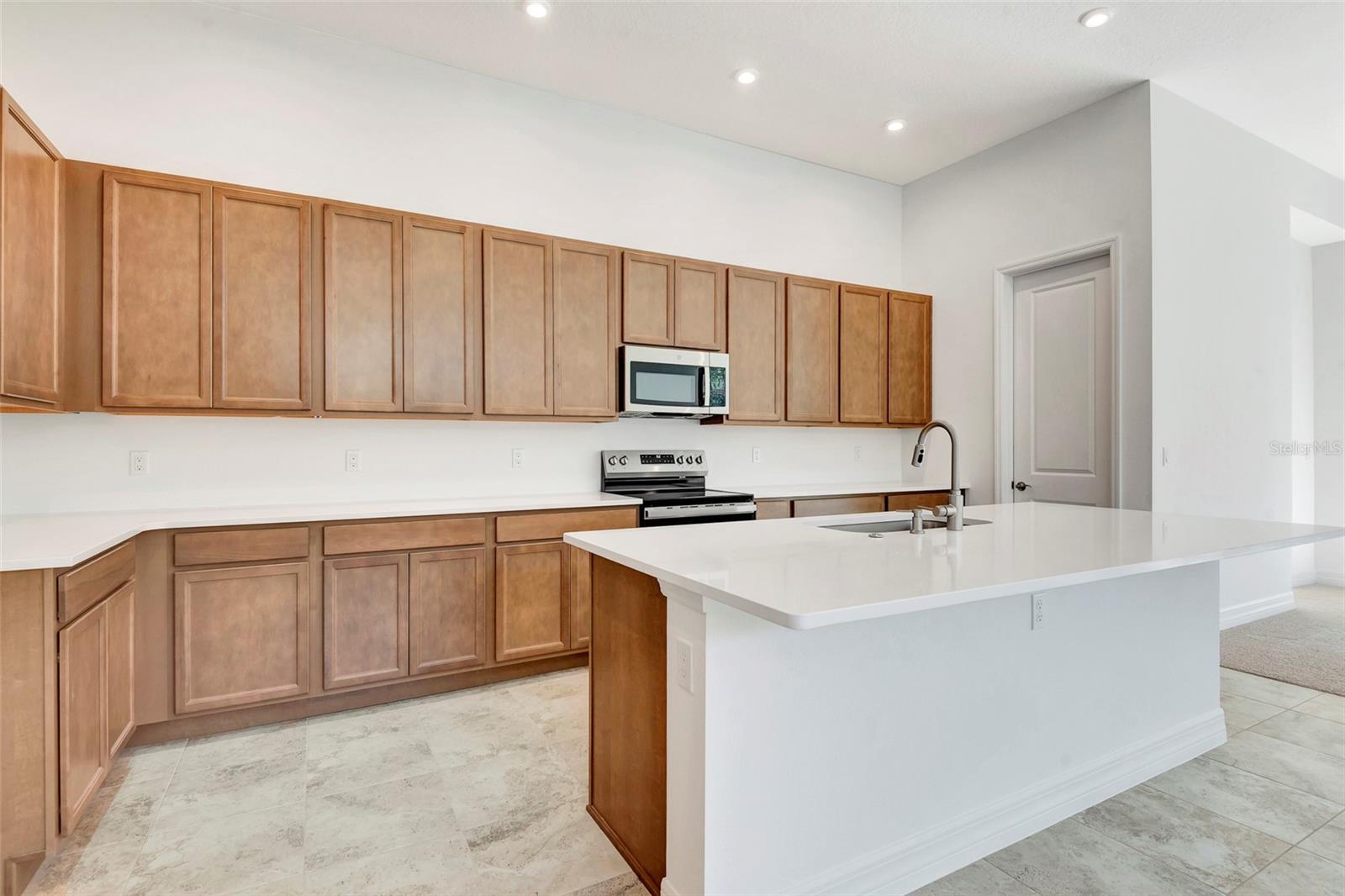 1058 LILIANA DR, DELAND, FL, 32724