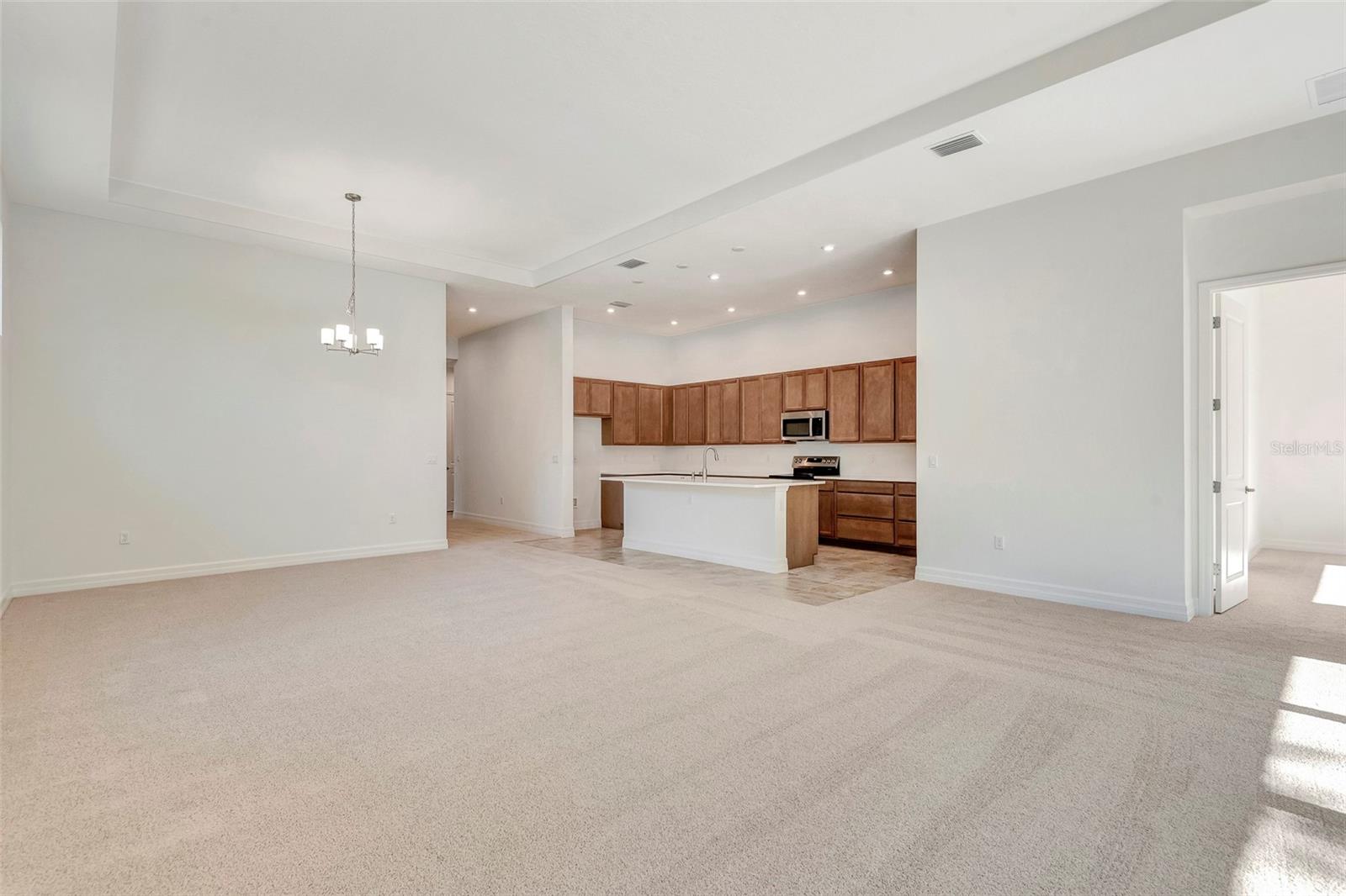 1058 LILIANA DR, DELAND, FL, 32724