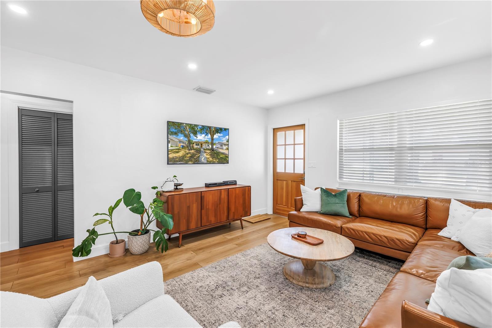 2621 17TH AVE N, ST PETERSBURG, FL, 33713