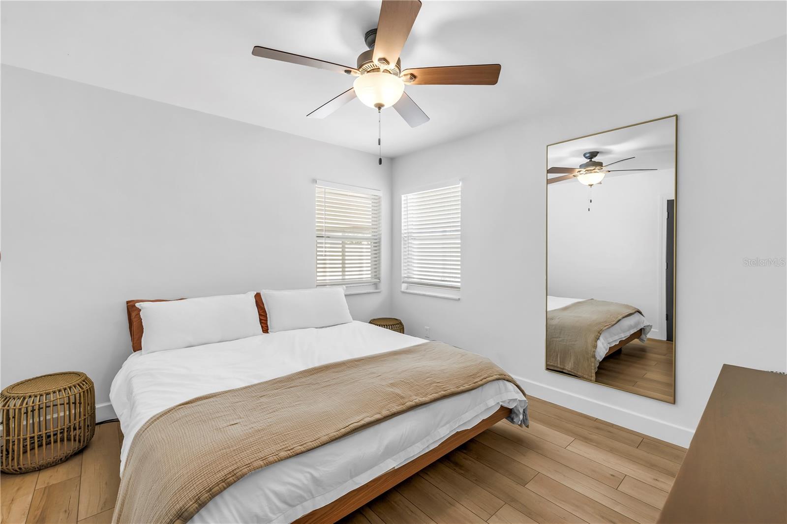 2621 17TH AVE N, ST PETERSBURG, FL, 33713