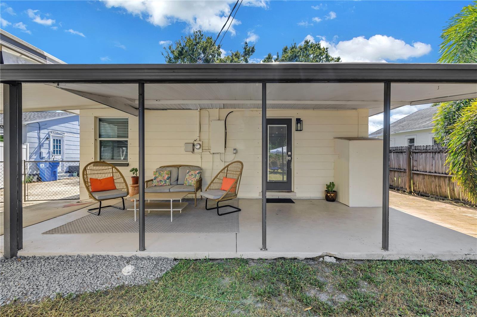 2621 17TH AVE N, ST PETERSBURG, FL, 33713