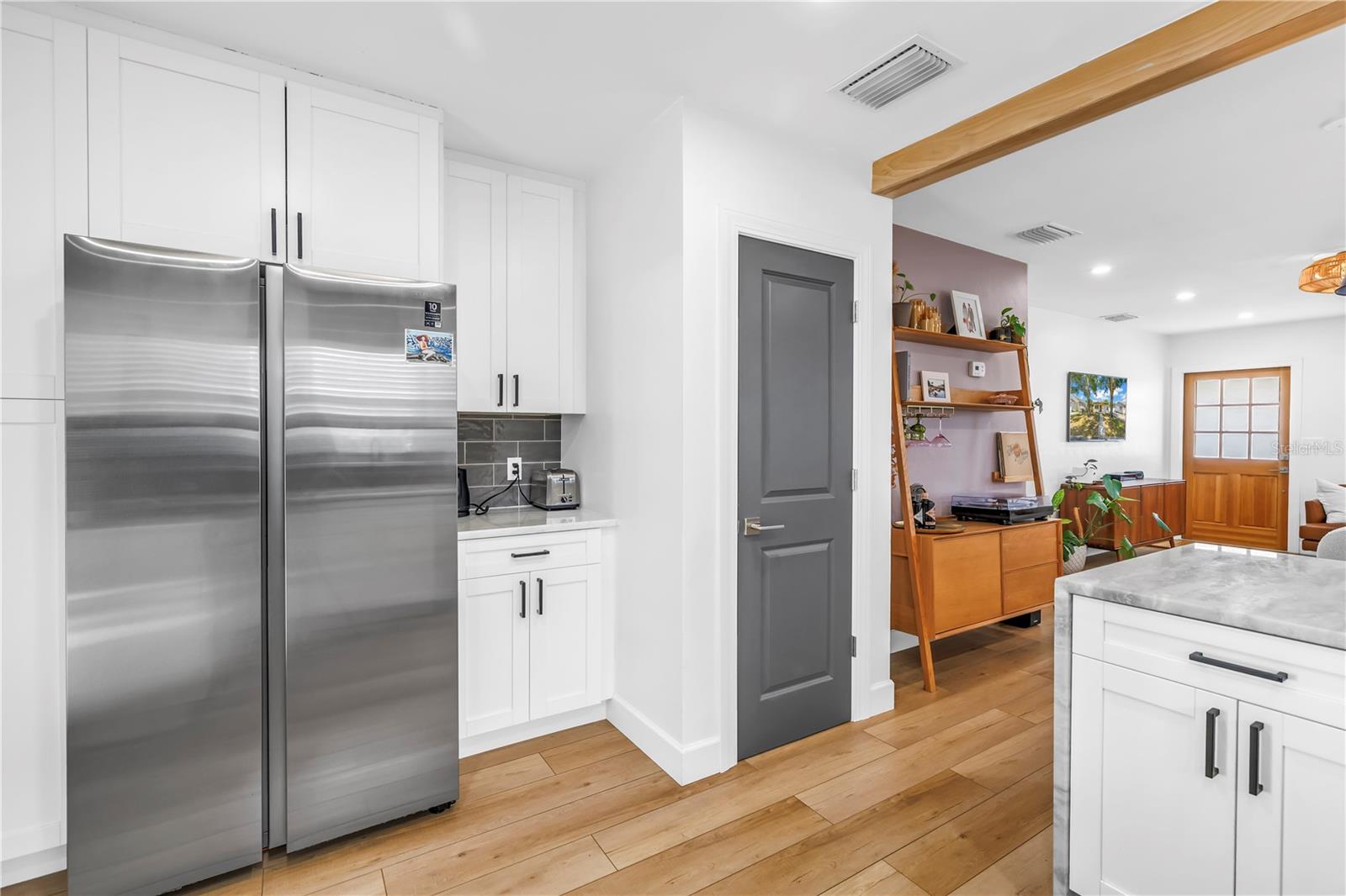 2621 17TH AVE N, ST PETERSBURG, FL, 33713