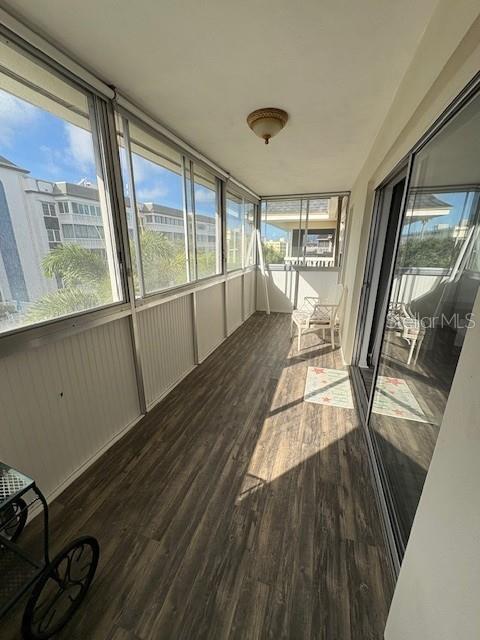 147 BLUFF VIEW DR #303, BELLEAIR BLUFFS, FL, 33770