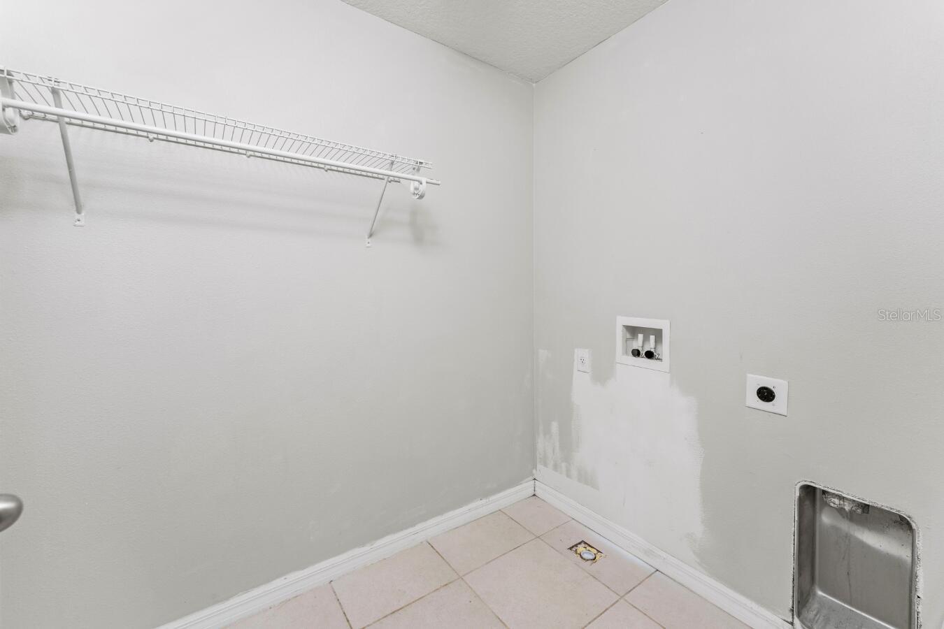 10019 GEESE TRAIL CIR, SUN CITY CENTER, FL, 33573