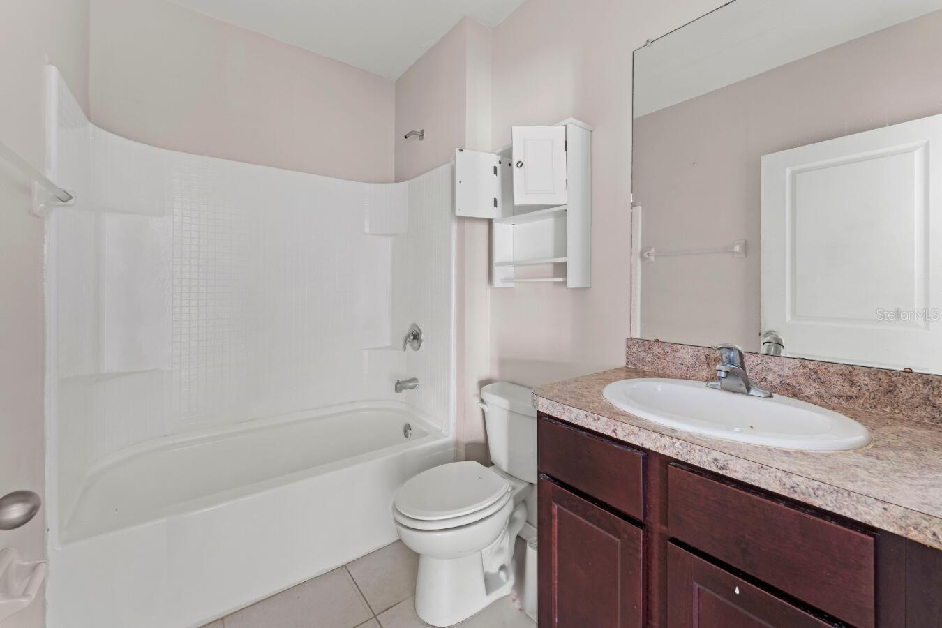 10019 GEESE TRAIL CIR, SUN CITY CENTER, FL, 33573