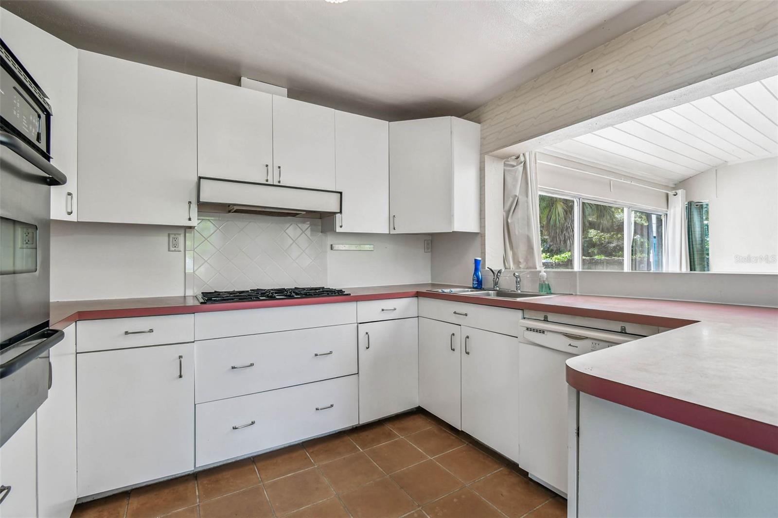 2801 EDWARDS AVE S, ST PETERSBURG, FL, 33705