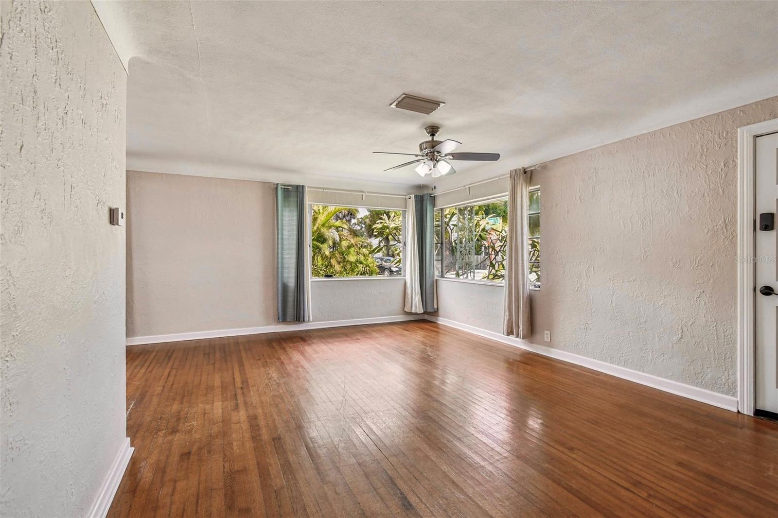 2801 EDWARDS AVE S, ST PETERSBURG, FL, 33705