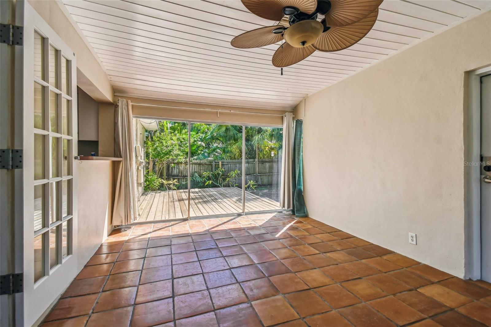 2801 EDWARDS AVE S, ST PETERSBURG, FL, 33705