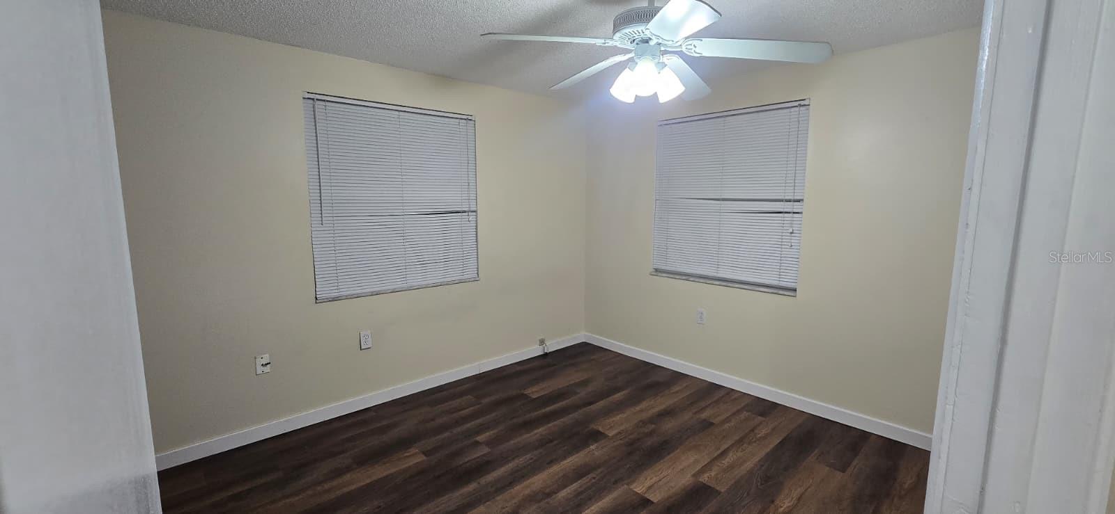 401 SKYLARK LN NW, PORT CHARLOTTE, FL, 33952