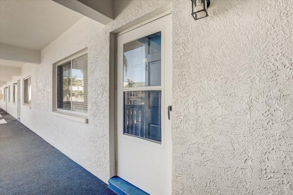 350 79TH AVE N #204, ST PETERSBURG, FL, 33702