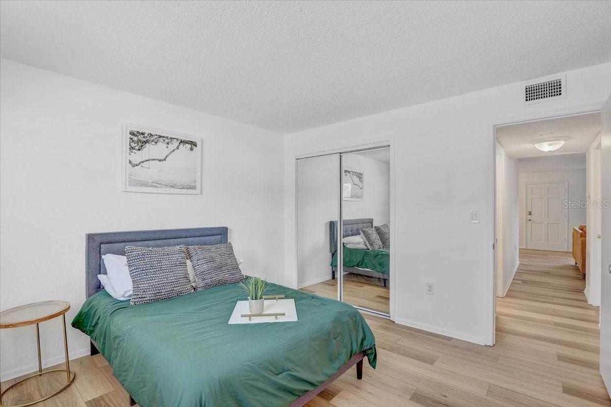 350 79TH AVE N #204, ST PETERSBURG, FL, 33702