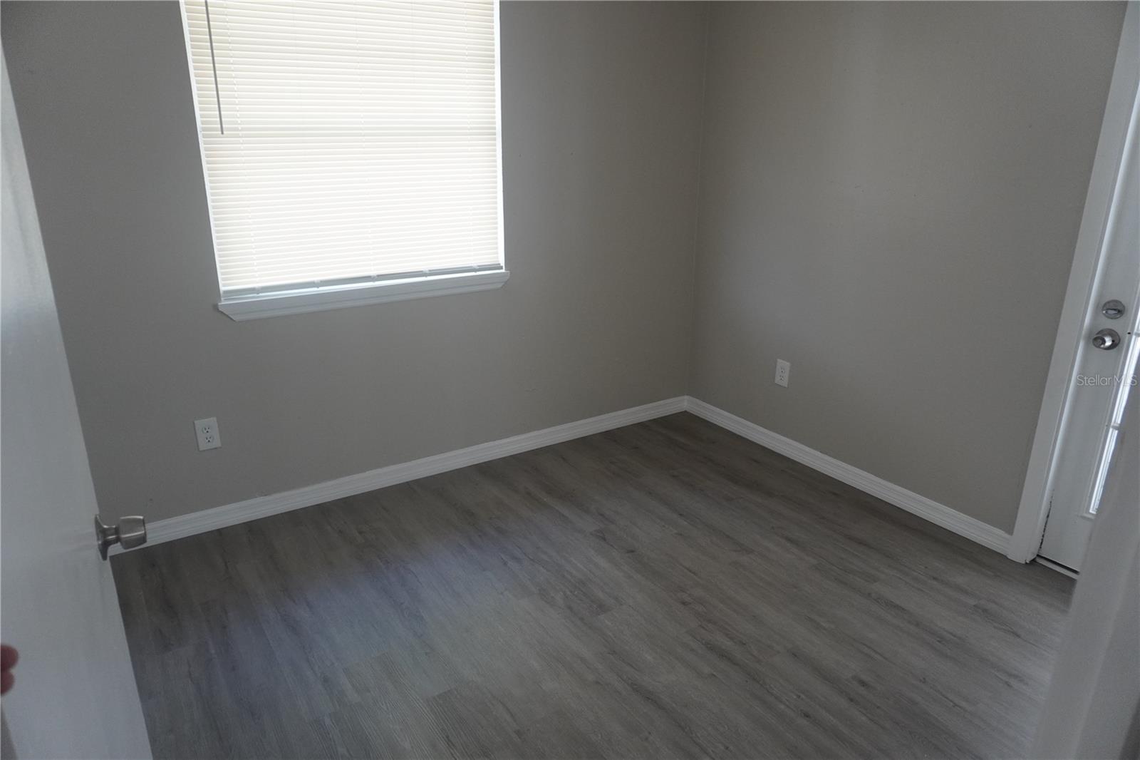 8907 N WILLOW AVE #1/2, TAMPA, FL, 33604