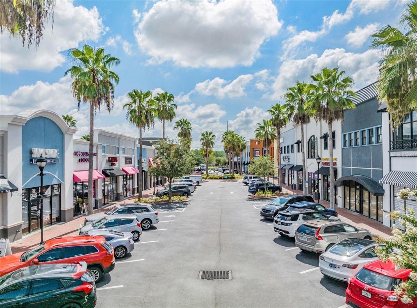 Local Restuarants & Shops at West Park Village