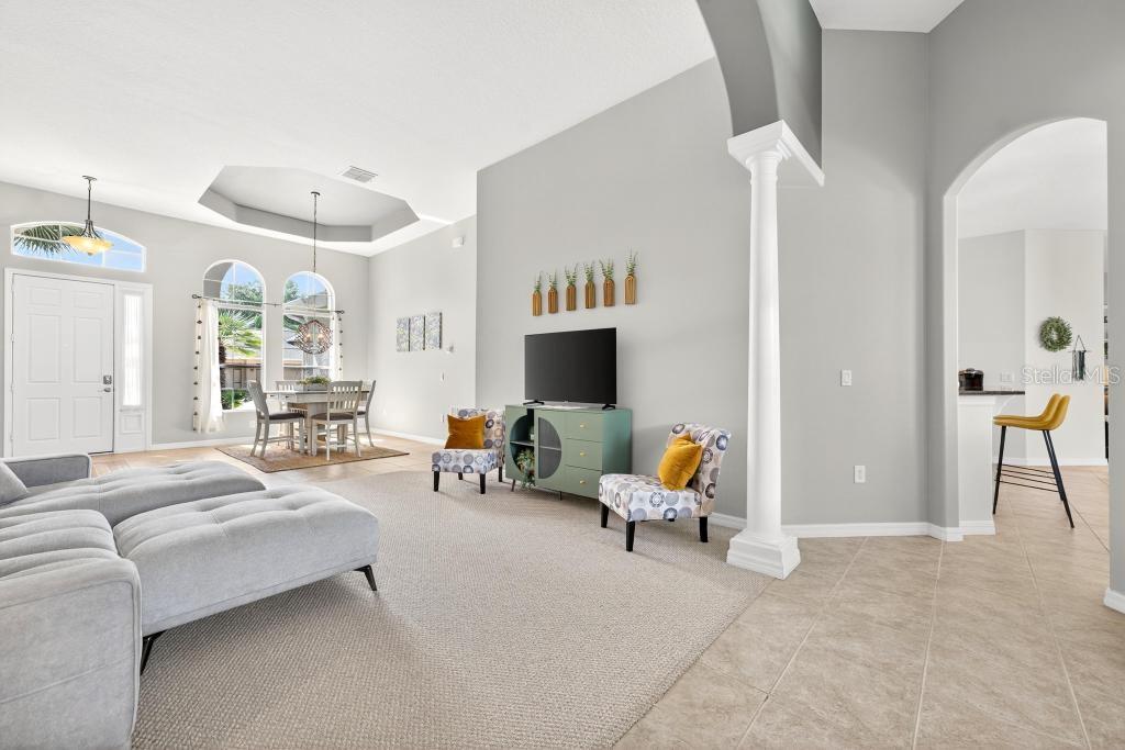 404 THOROUGHBRED WAY, DELAND, FL, 32724