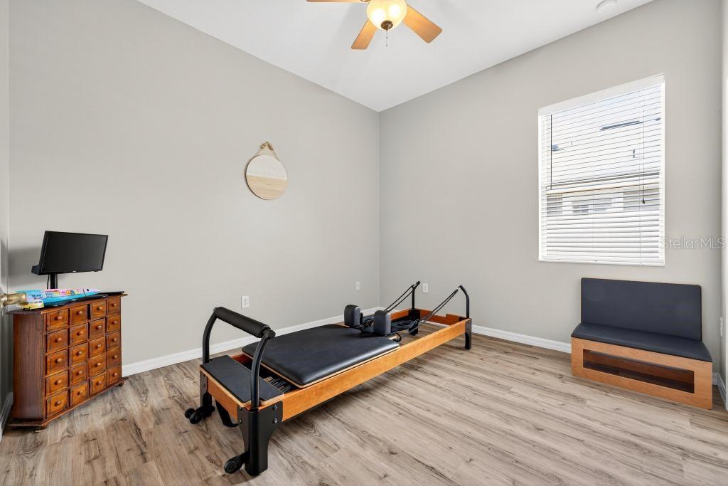 404 THOROUGHBRED WAY, DELAND, FL, 32724