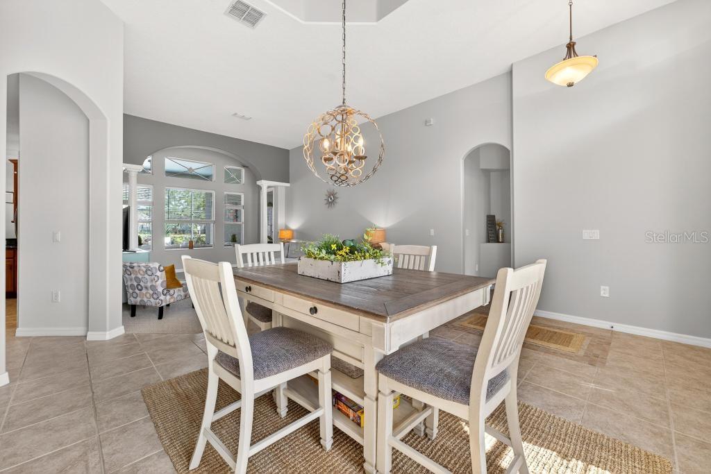 404 THOROUGHBRED WAY, DELAND, FL, 32724