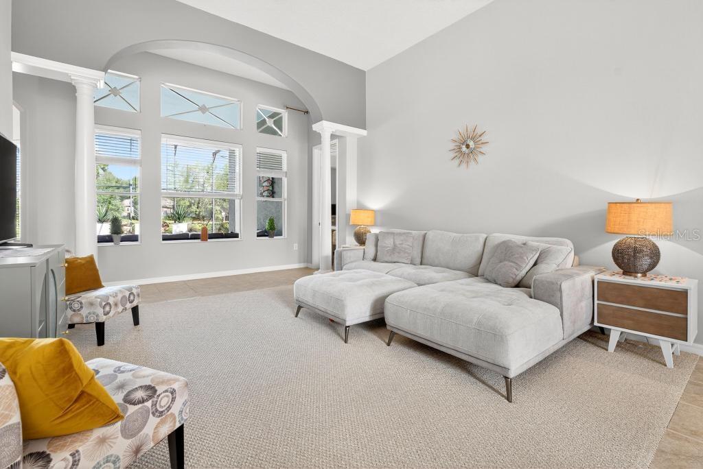 404 THOROUGHBRED WAY, DELAND, FL, 32724