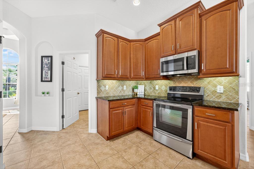 404 THOROUGHBRED WAY, DELAND, FL, 32724