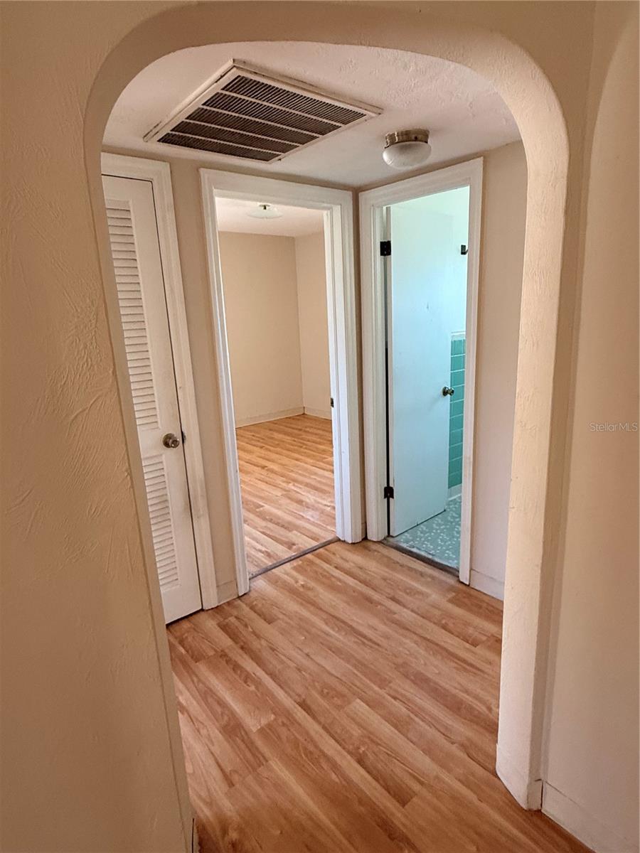 1008 N MARYLAND AVE, PLANT CITY, FL, 33563