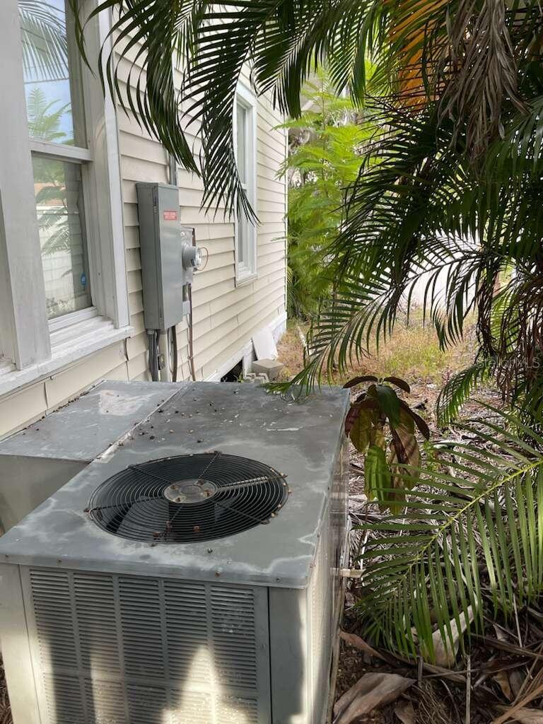 814 26TH ST W, BRADENTON, FL, 34205