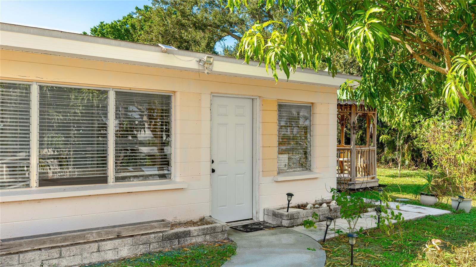 109 RAVENNA ST N, NOKOMIS, FL, 34275