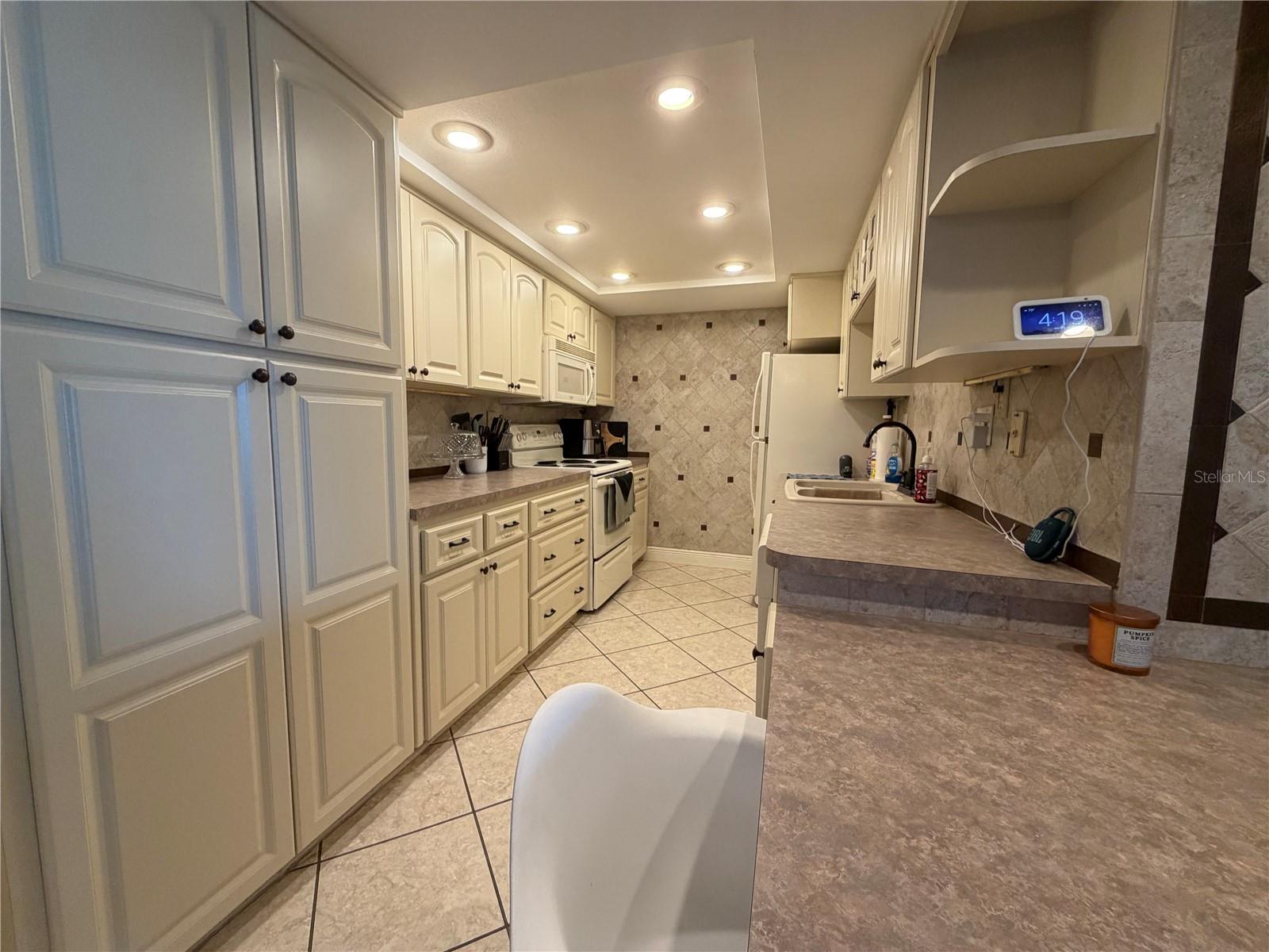 400 64TH AVE #1204, ST PETE BEACH, FL, 33706