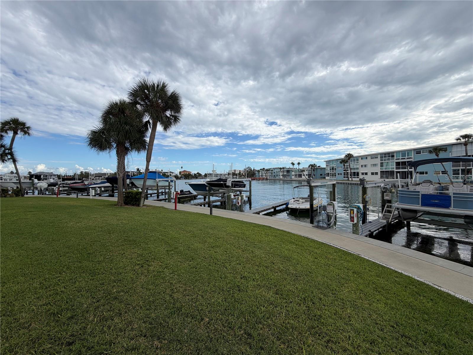 400 64TH AVE #1204, ST PETE BEACH, FL, 33706