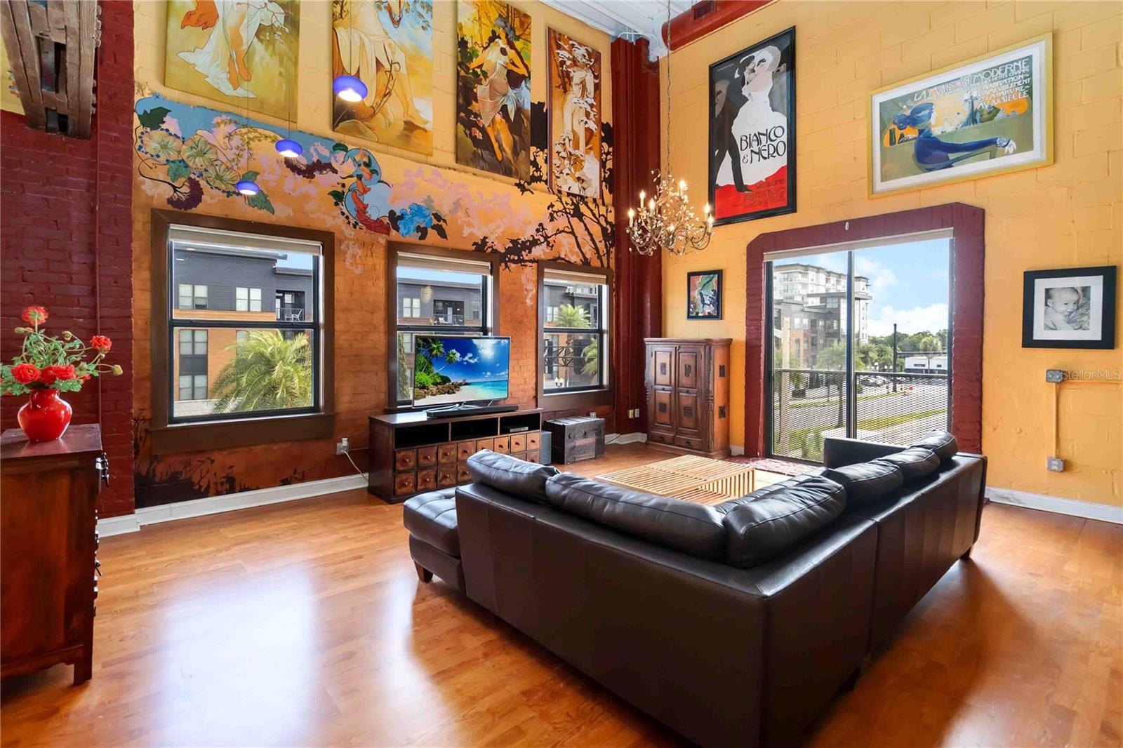 62 W COLONIAL DR #301, ORLANDO, FL, 32801