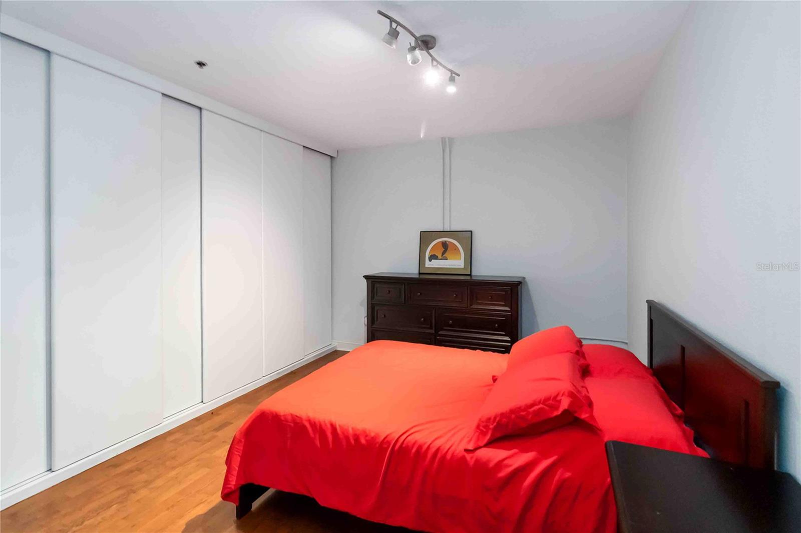 62 W COLONIAL DR #301, ORLANDO, FL, 32801