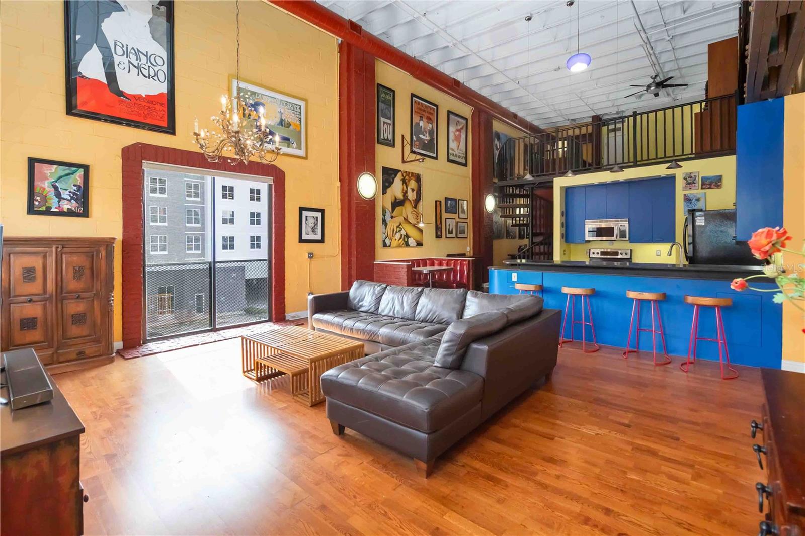 62 W COLONIAL DR #301, ORLANDO, FL, 32801