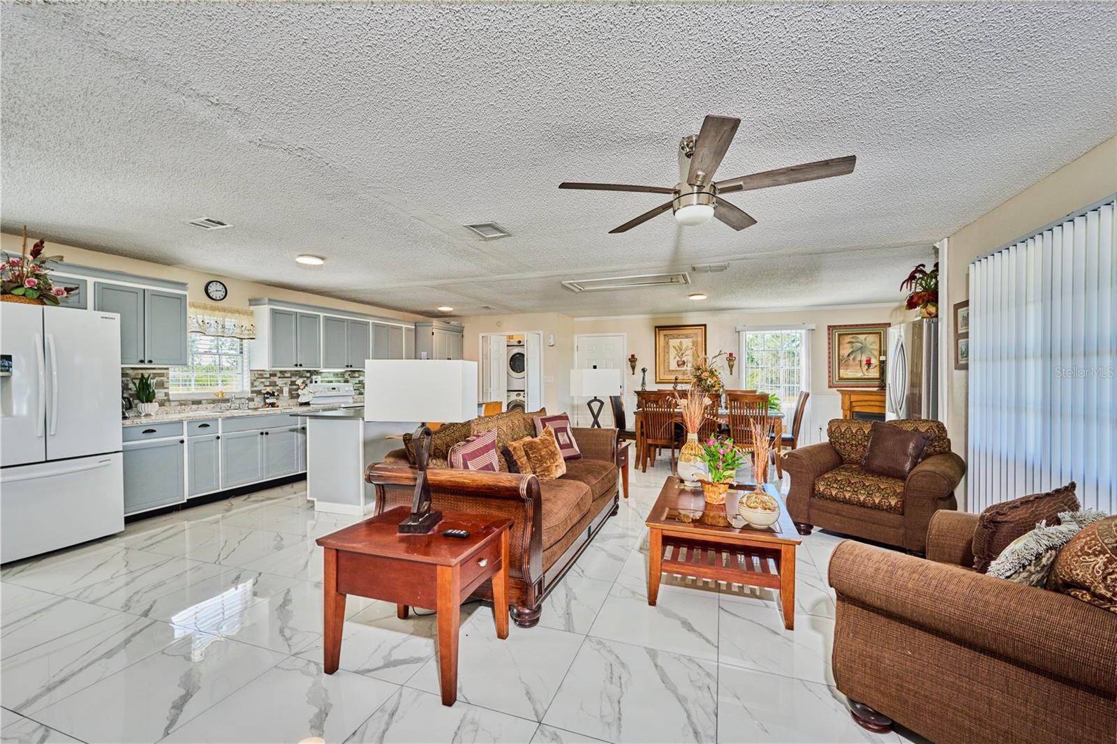2471 PARK AVE, INDIAN LAKE ESTATES, FL, 33855