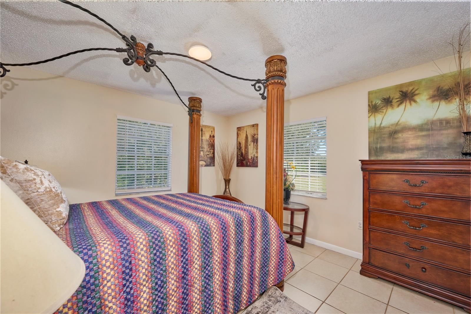 2471 PARK AVE, INDIAN LAKE ESTATES, FL, 33855