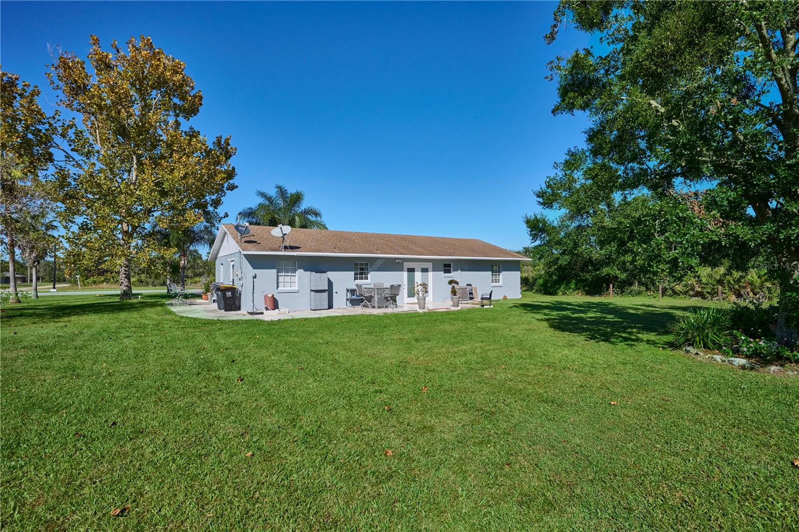 2471 PARK AVE, INDIAN LAKE ESTATES, FL, 33855