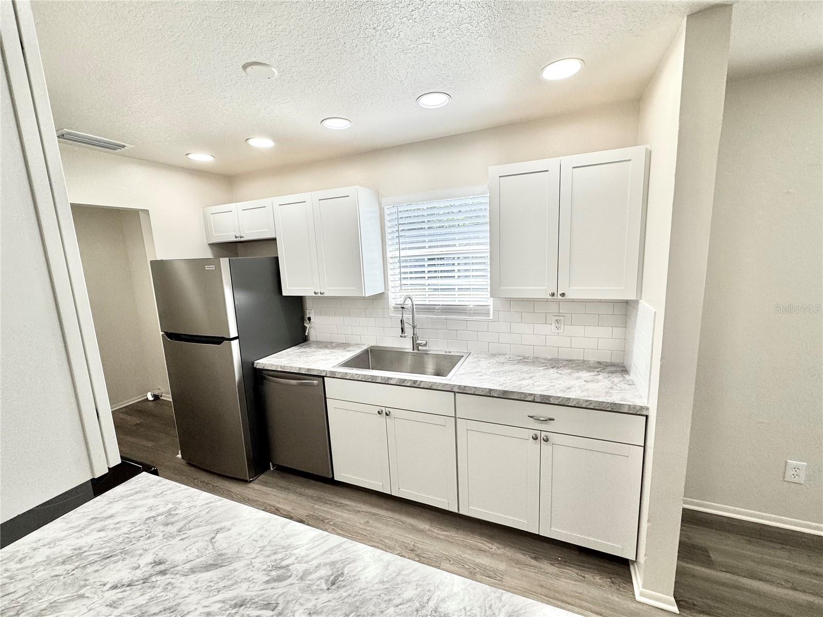 1031 3RD ST W, BRADENTON, FL, 34205