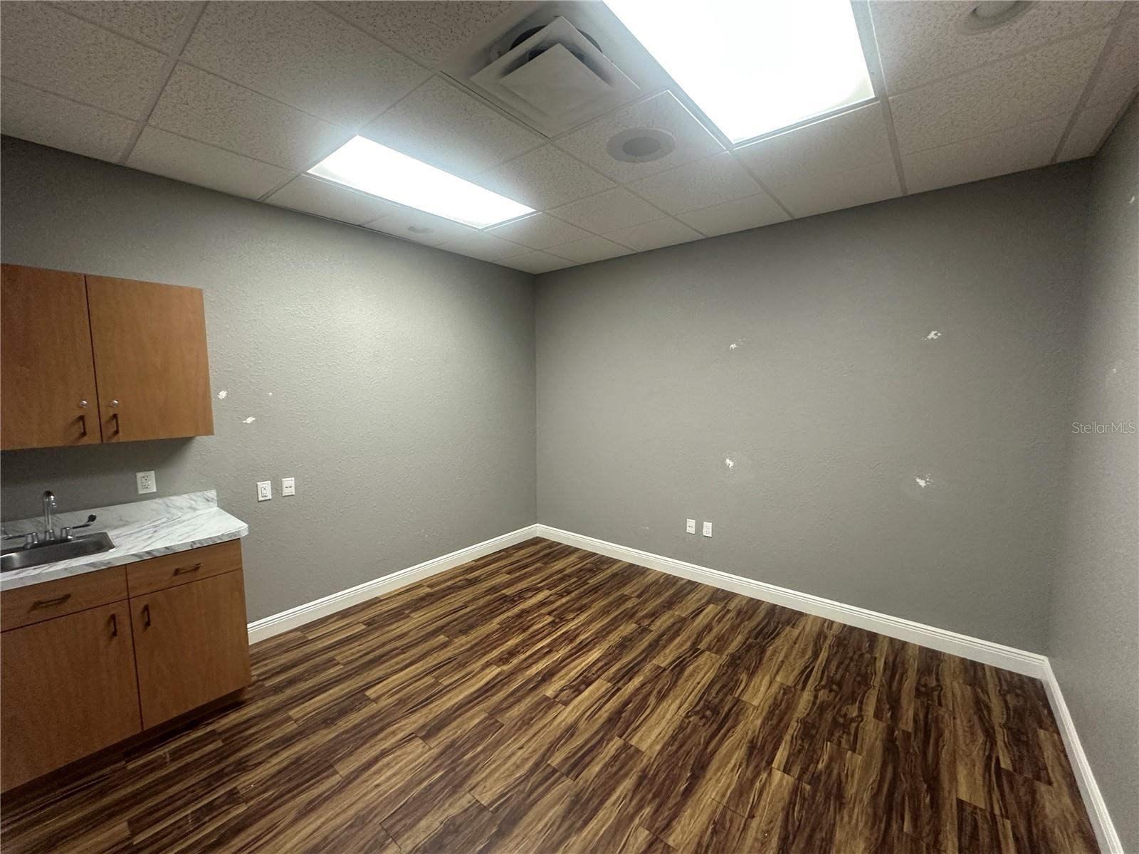 1720 SE 16TH AVE #300, OCALA, FL, 34471