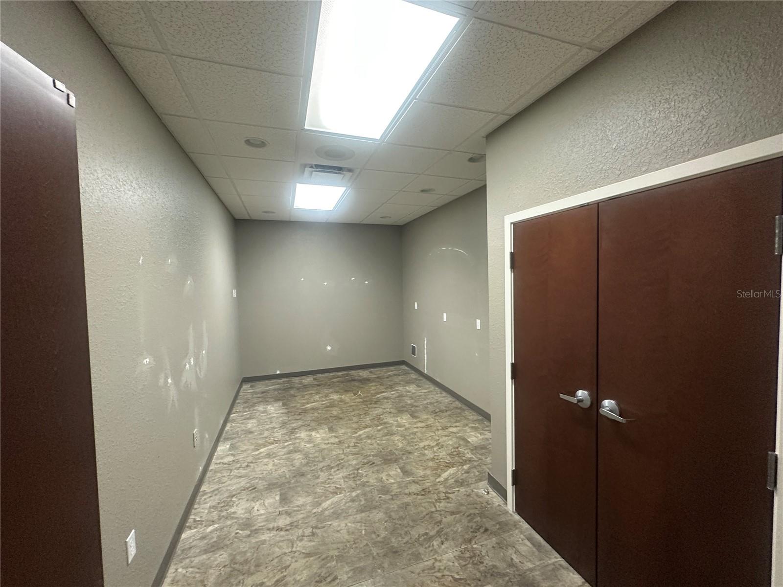 1720 SE 16TH AVE #300, OCALA, FL, 34471