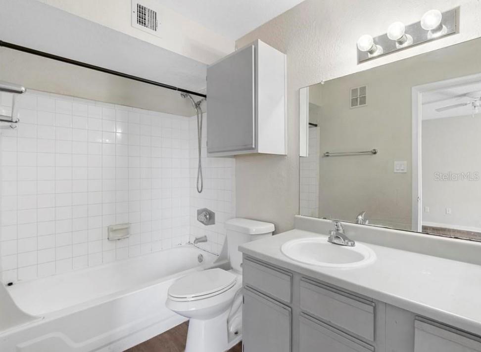 4355 PERKINSHIRE LN #103, ORLANDO, FL, 32822