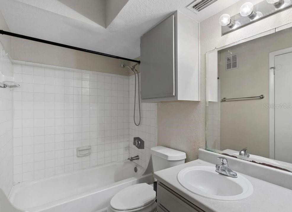 4355 PERKINSHIRE LN #103, ORLANDO, FL, 32822