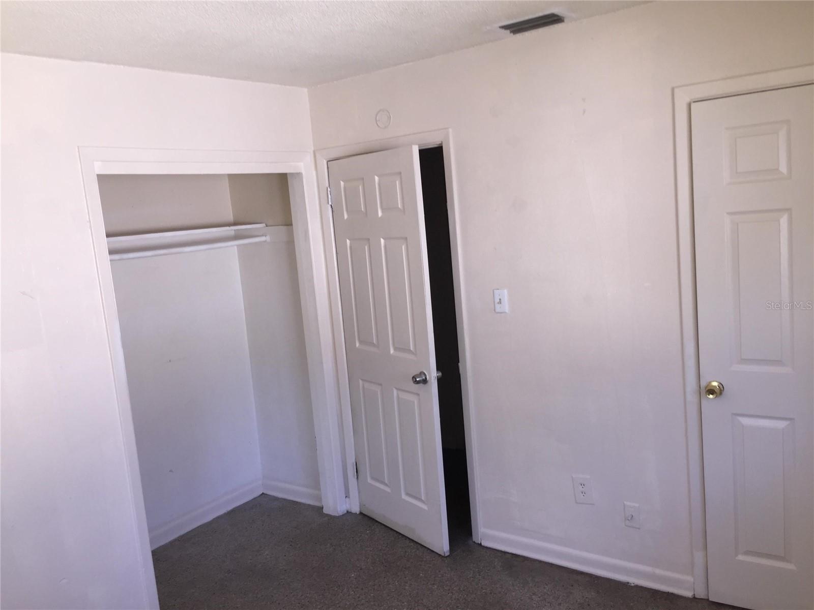 3611 E FRIERSON AVE, TAMPA, FL, 33610