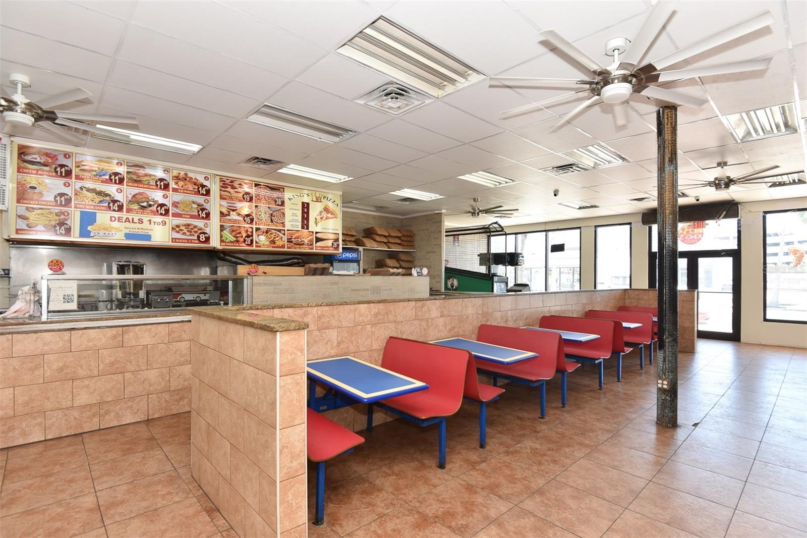 615 SEABREEZE BLVD, DAYTONA BEACH, FL, 32118