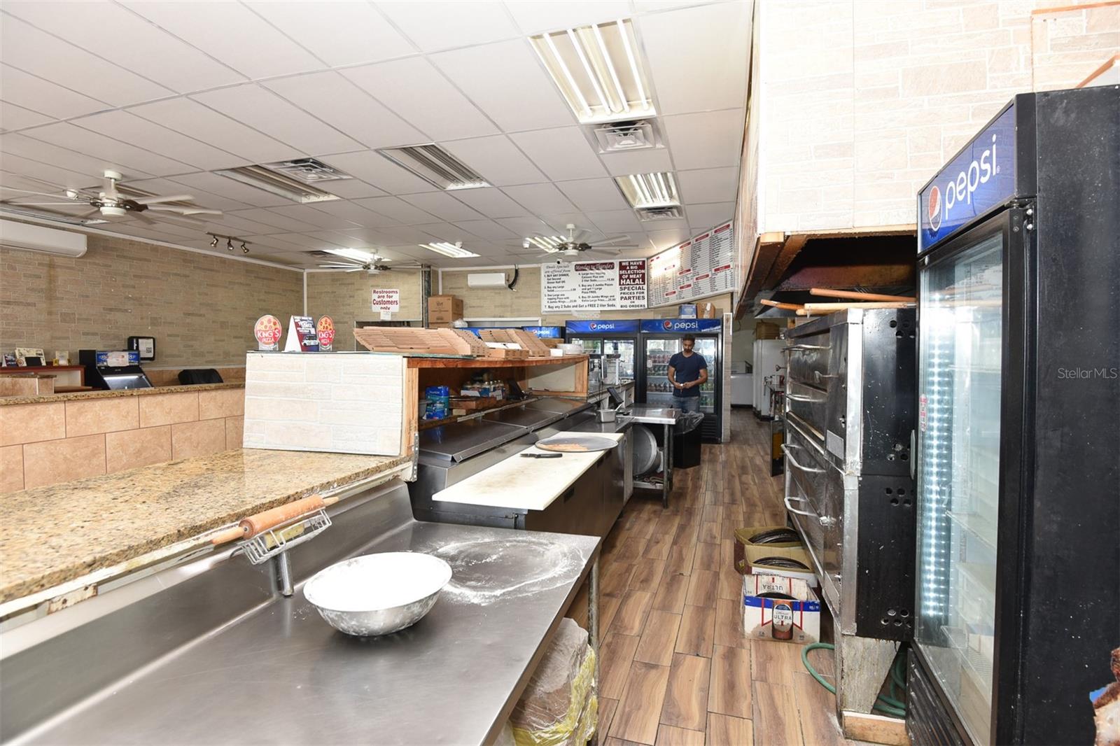 615 SEABREEZE BLVD, DAYTONA BEACH, FL, 32118