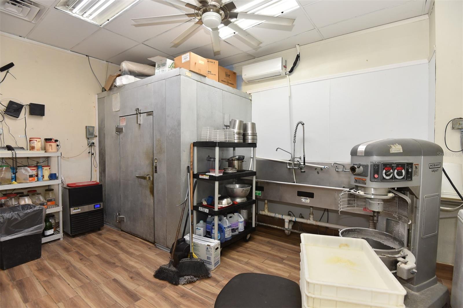 615 SEABREEZE BLVD, DAYTONA BEACH, FL, 32118