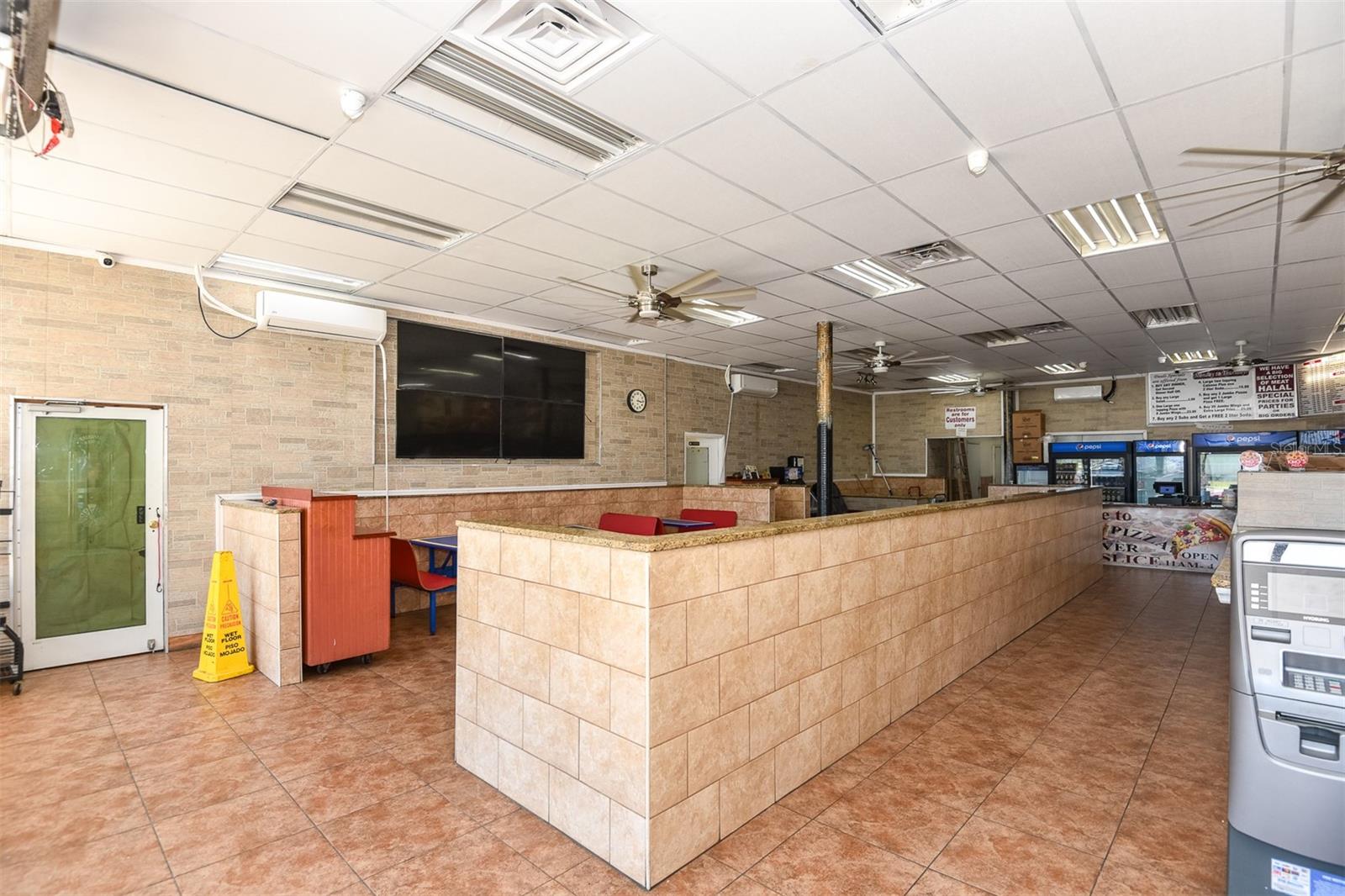 615 SEABREEZE BLVD, DAYTONA BEACH, FL, 32118