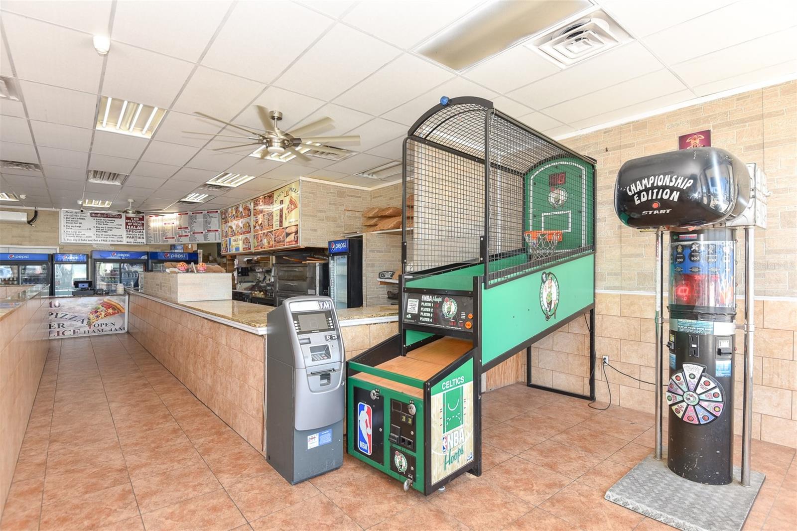 615 SEABREEZE BLVD, DAYTONA BEACH, FL, 32118