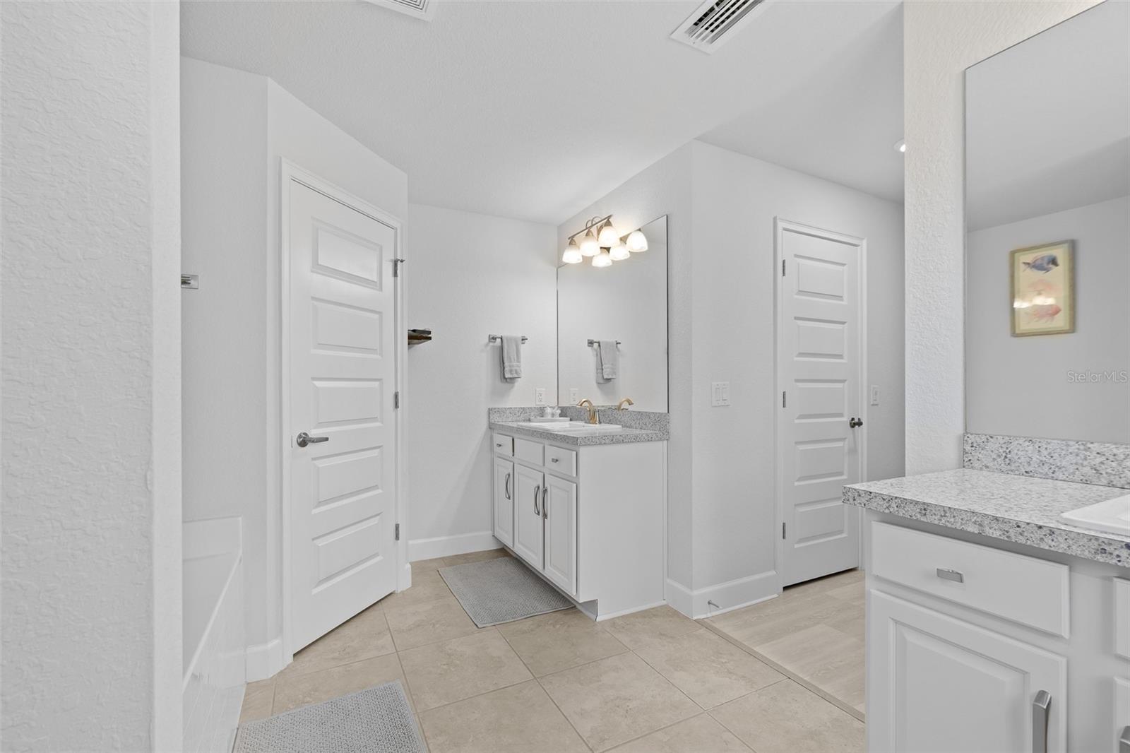 400 MARLIN RD, VENICE, FL, 34293