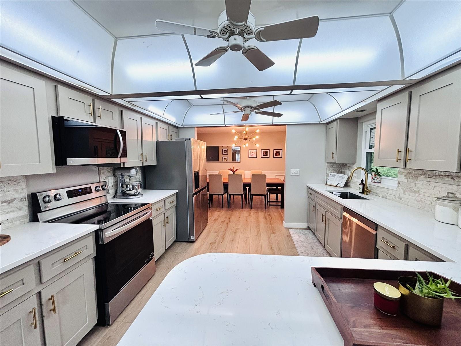 4033 13TH AVE W, BRADENTON, FL, 34205