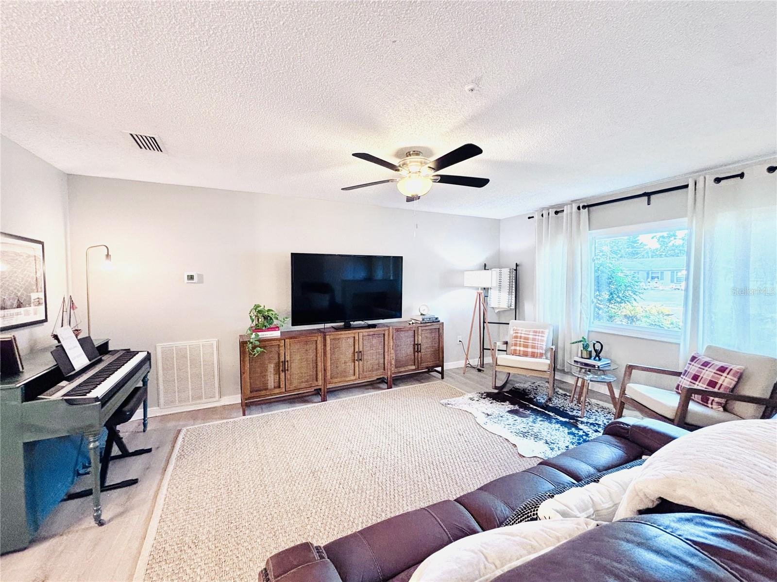 4033 13TH AVE W, BRADENTON, FL, 34205