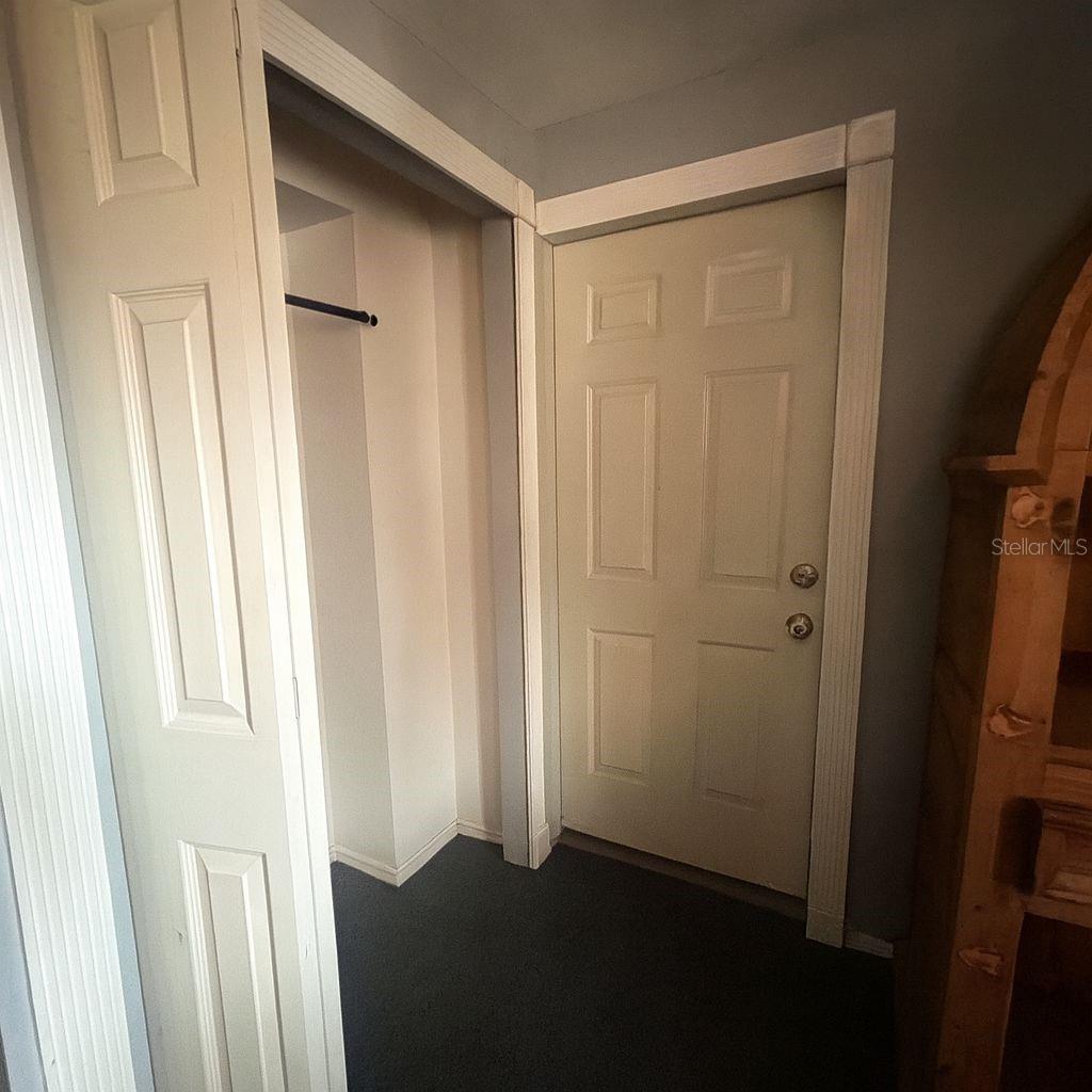 1832 GREENHILL DR, CLEARWATER, FL, 33755