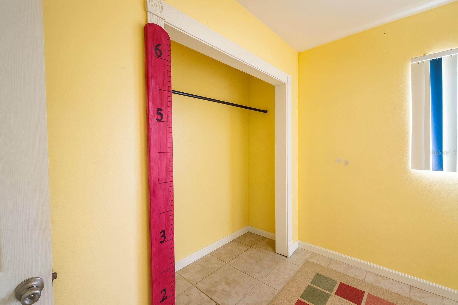 1832 GREENHILL DR, CLEARWATER, FL, 33755